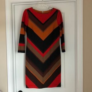 Zigzag print shift style 3/4 sleeve dress